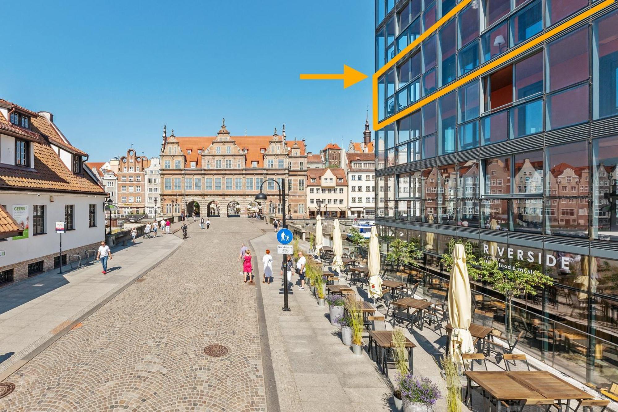 Deo Plaza Luxury Apartments By Blue Mandarin — Zdjęcia 3